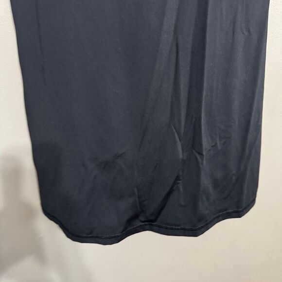 iuga black cross cross tennis dress with built in shorts and bra size XL - Picture 3 of 5